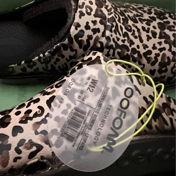 Oofos nursing shoes outlet